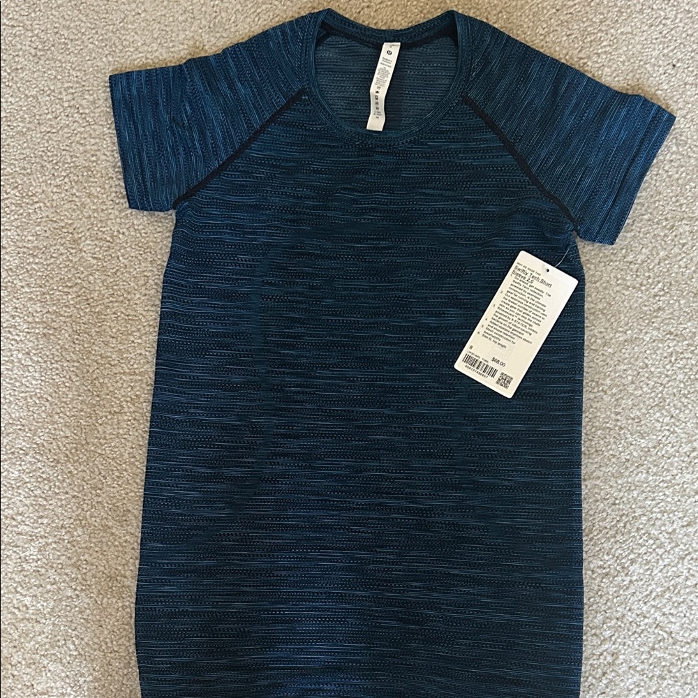 lululemon athletica Blue Short Sleeve Tee